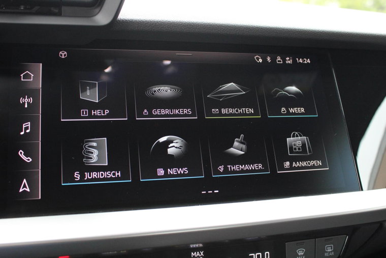 Vehicle Image 19