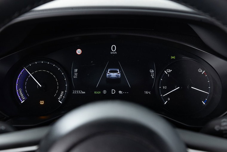 Vehicle Image 25
