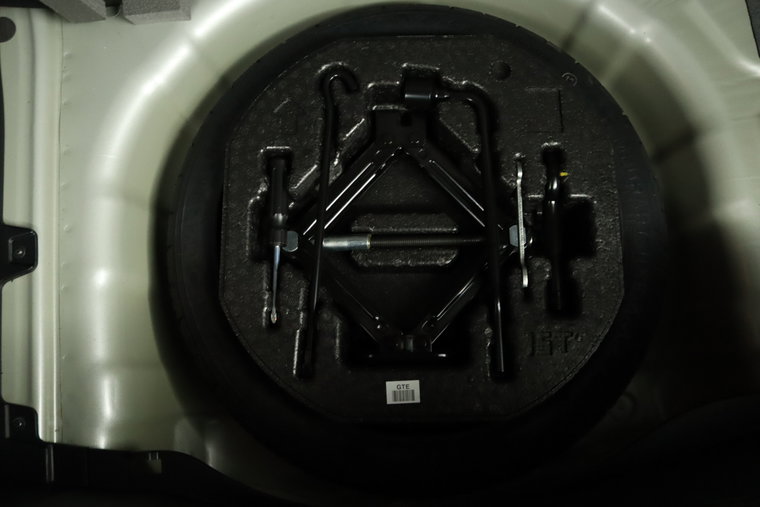Vehicle Image 39