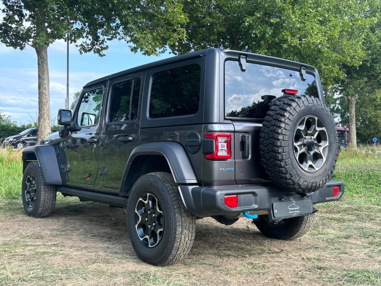 Vehicle Image 17