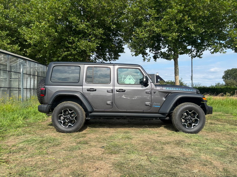 Vehicle Image 40