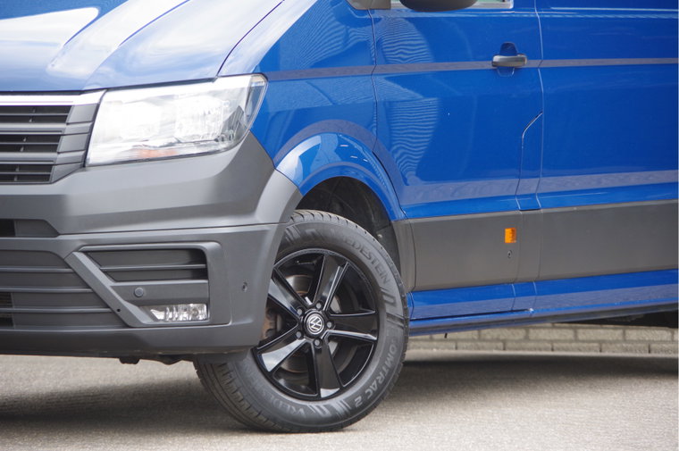 Vehicle Image 21