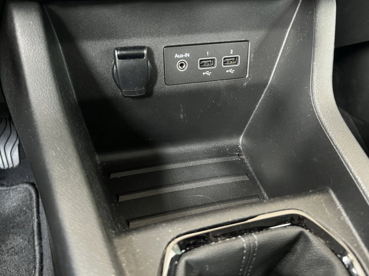 Vehicle Image 22