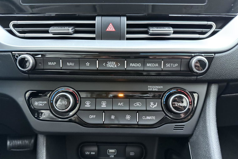 Vehicle Image 26