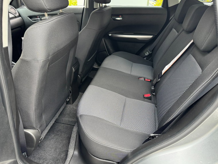 Vehicle Image 19