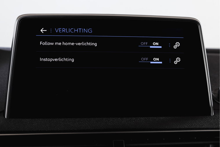Vehicle Image 28