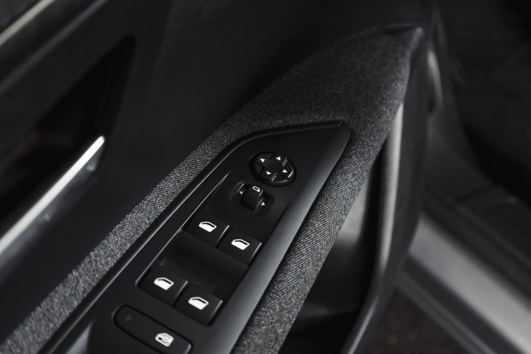 Vehicle Image 48