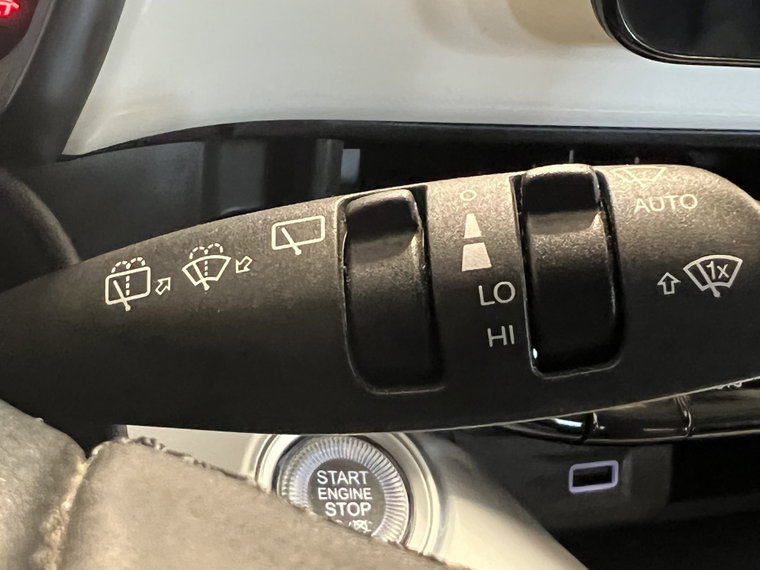 Vehicle Image 23