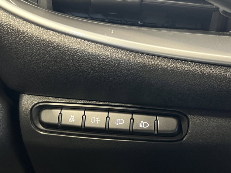Vehicle Image 26