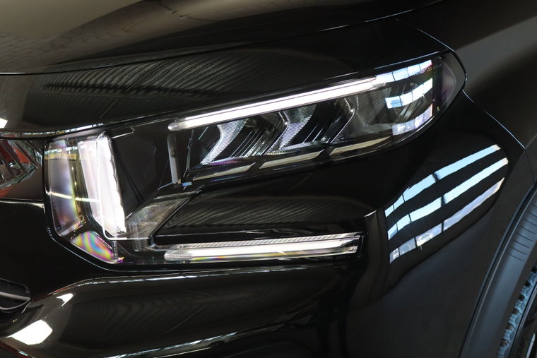 Vehicle Image 7