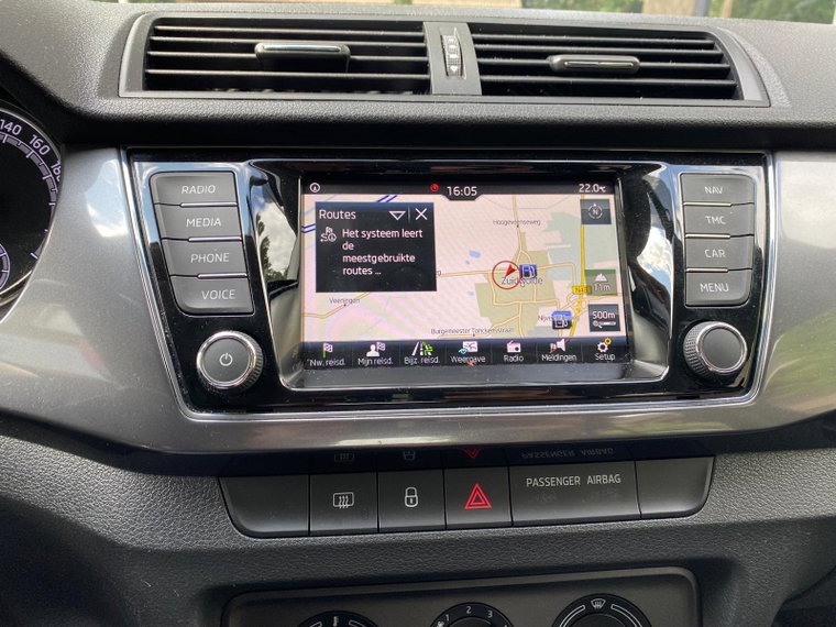 Vehicle Image 22