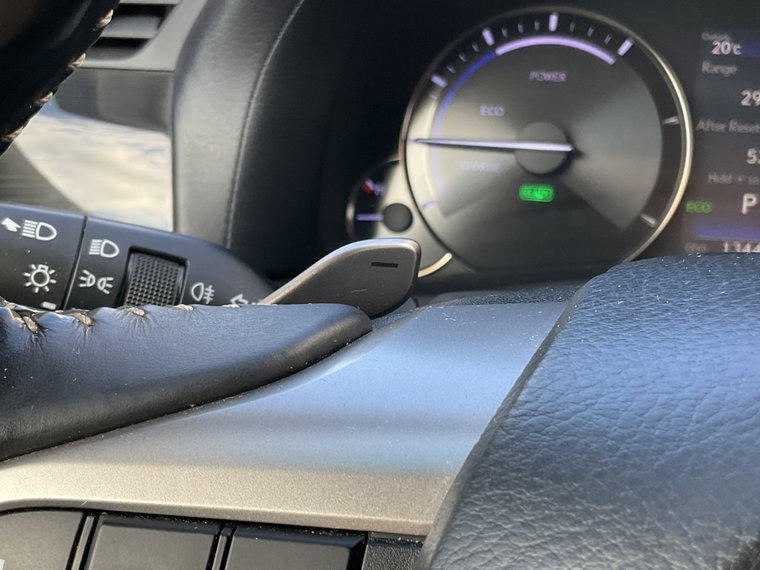Vehicle Image 25