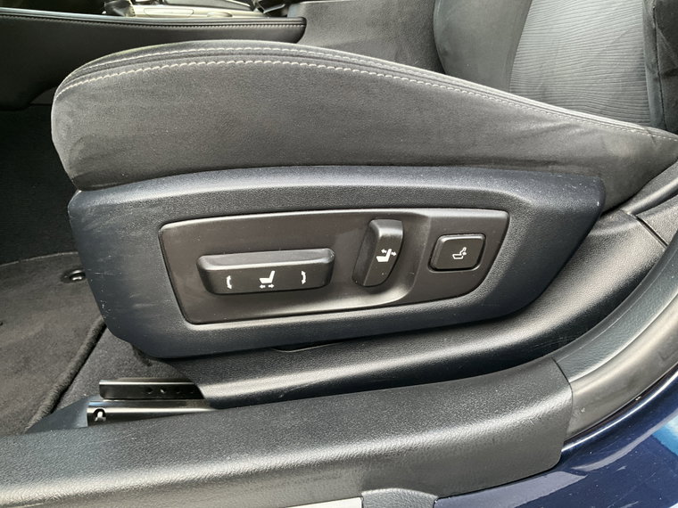 Vehicle Image 34