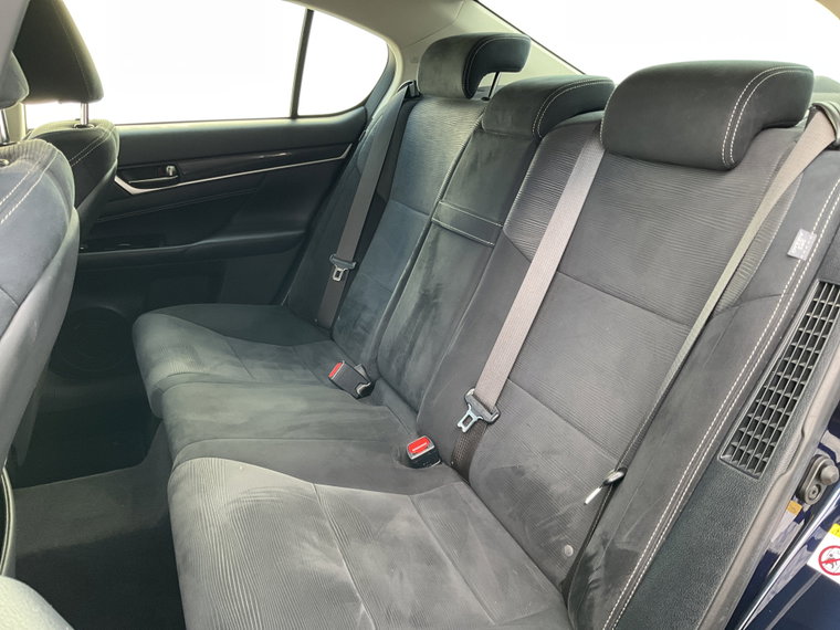 Vehicle Image 35