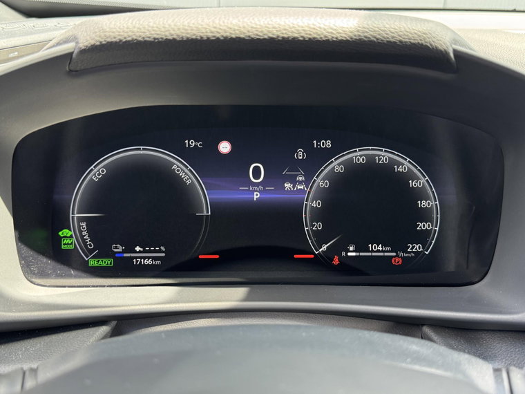 Vehicle Image 32