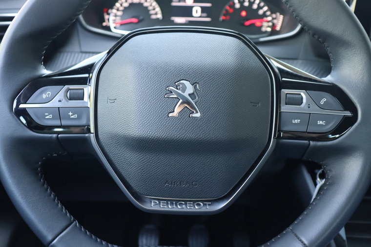 Vehicle Image 24
