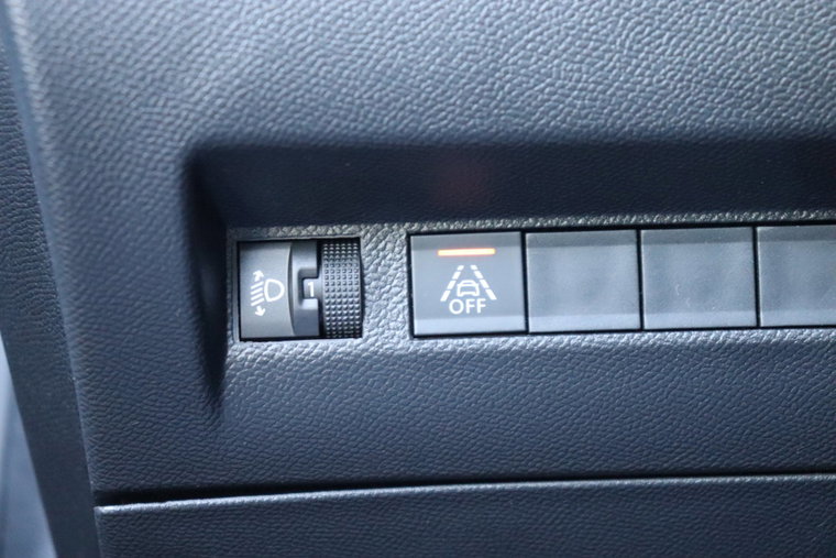 Vehicle Image 26