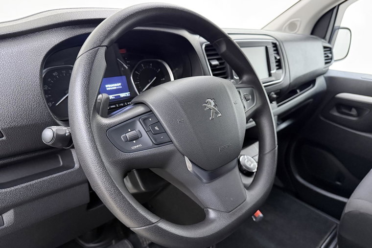 Vehicle Image 29
