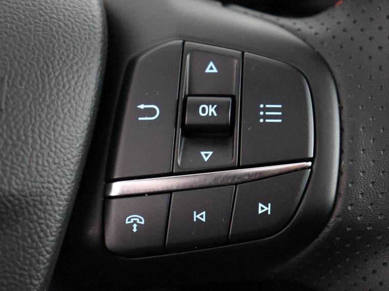 Vehicle Image 27