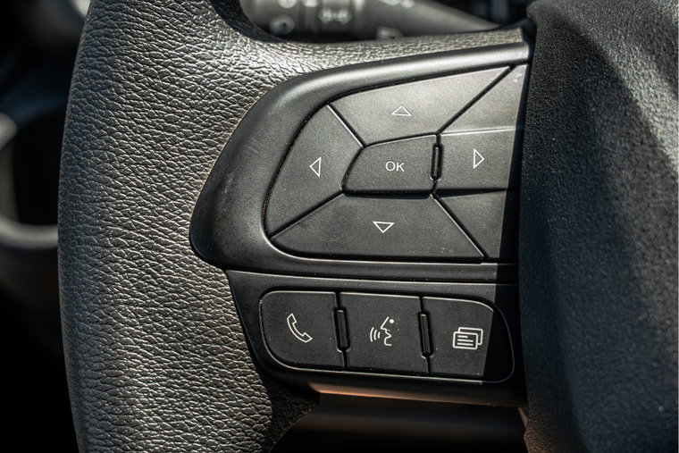 Vehicle Image 16