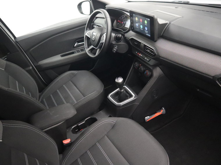 Vehicle Image 40