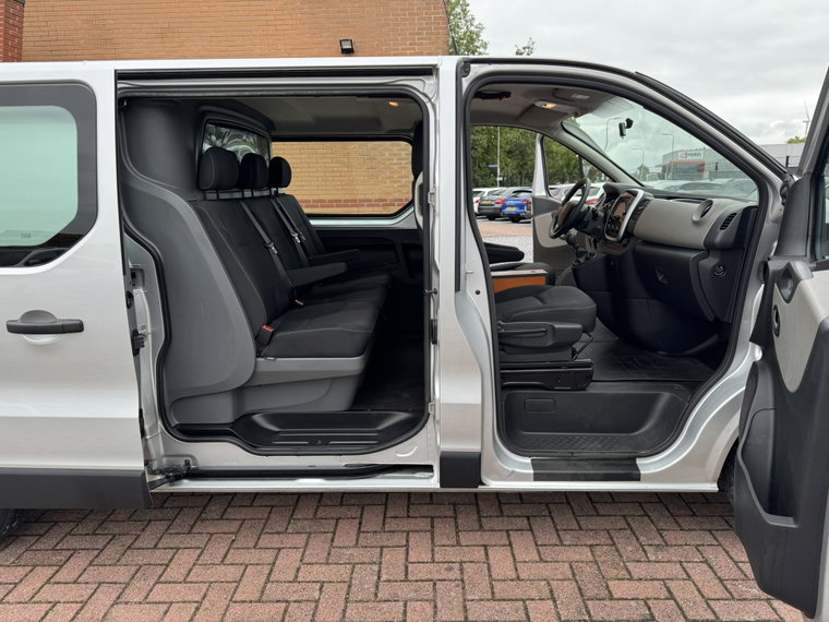 Vehicle Image 23
