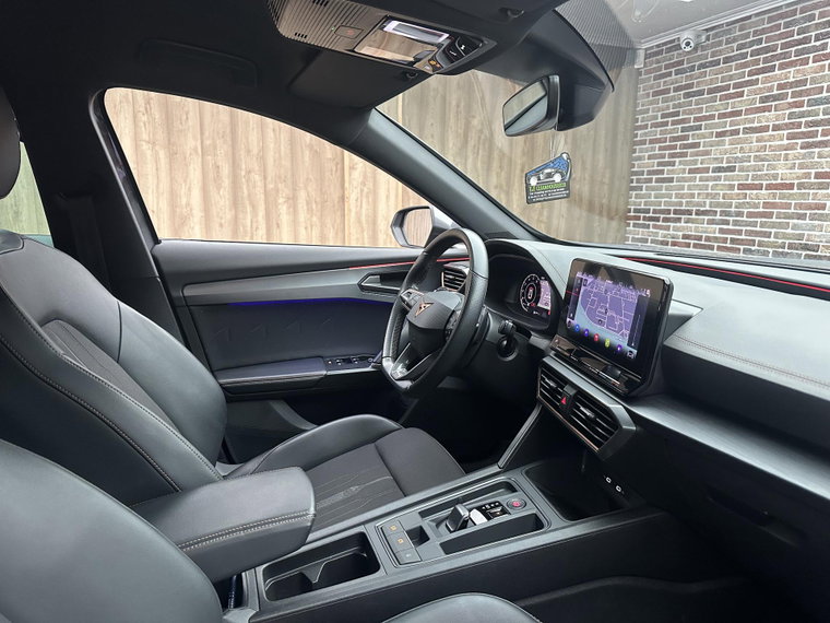 Vehicle Image 24