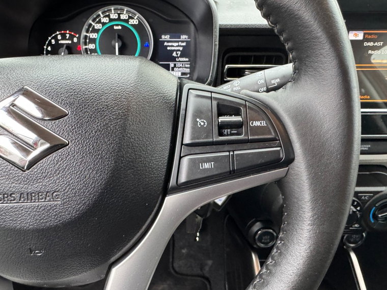 Vehicle Image 18