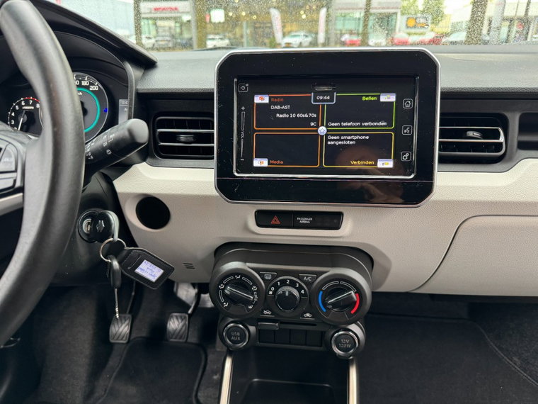 Vehicle Image 21