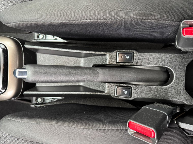 Vehicle Image 23