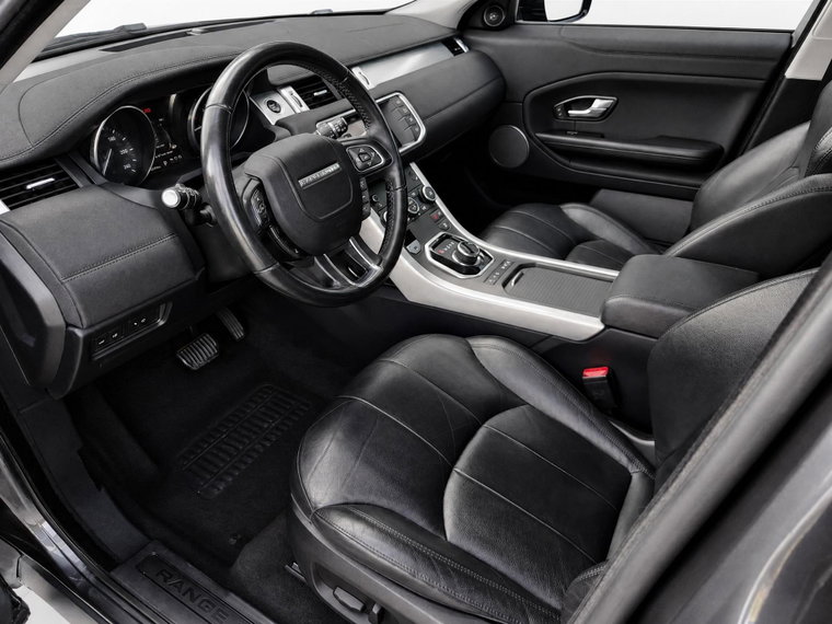 Vehicle Image 9
