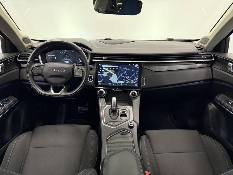 Vehicle Image 13
