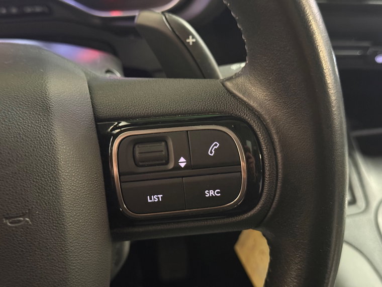Vehicle Image 26