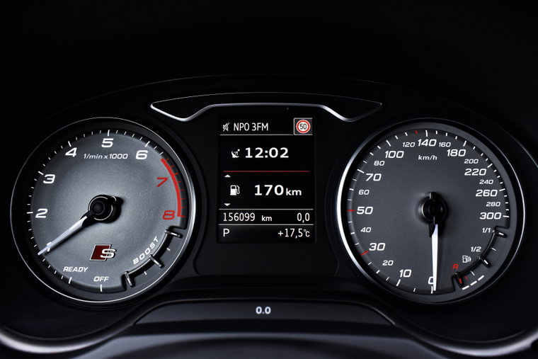 Vehicle Image 30