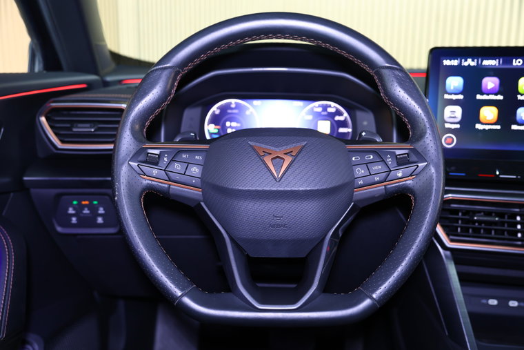 Vehicle Image 17
