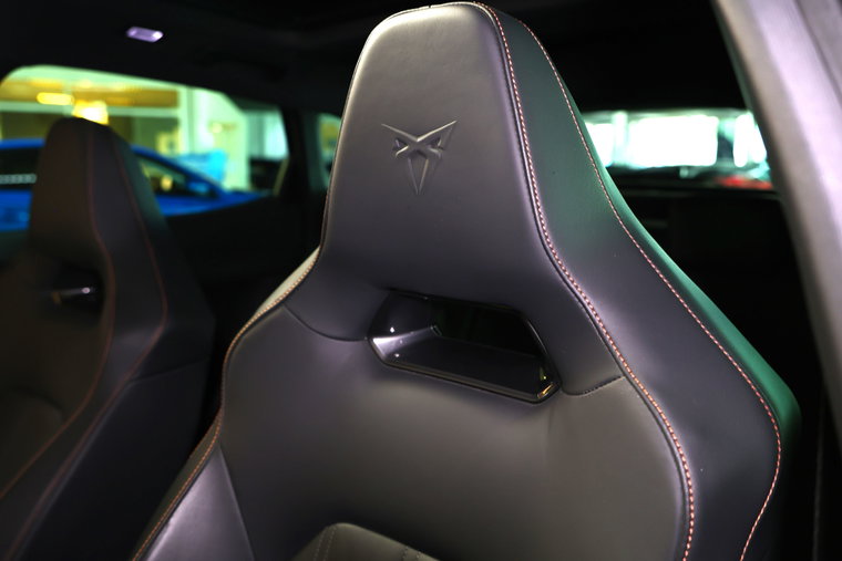 Vehicle Image 40