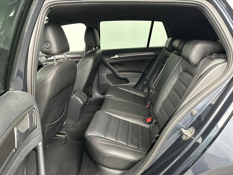 Vehicle Image 26