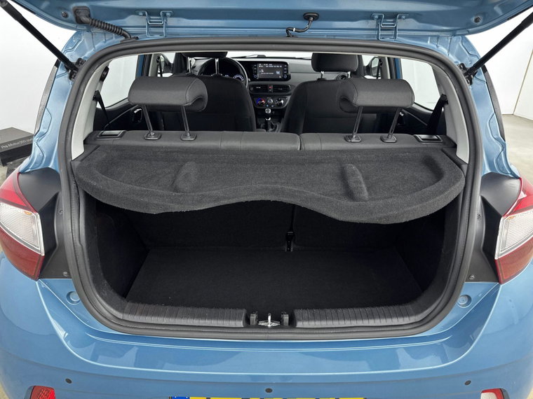 Vehicle Image 17