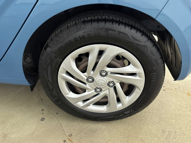 Vehicle Image 31