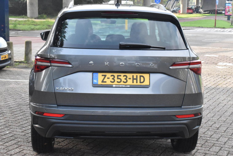 Vehicle Image 14