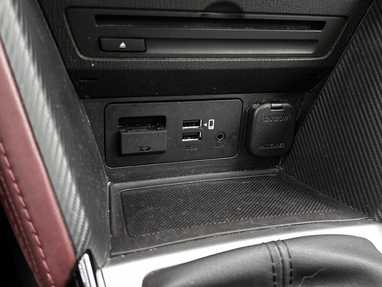 Vehicle Image 30