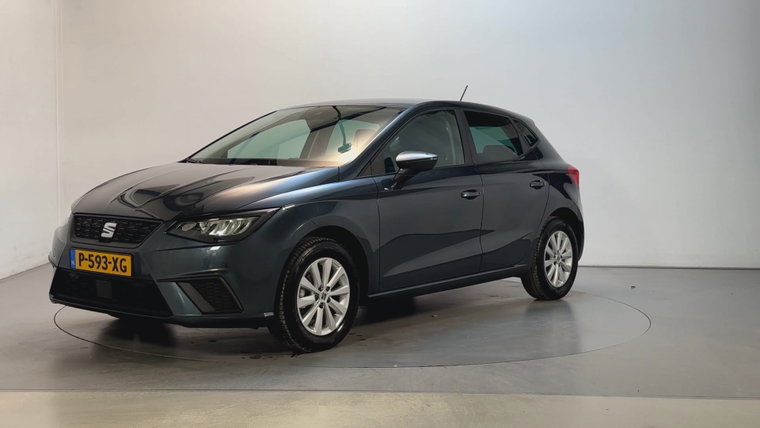 Vehicle Image 8