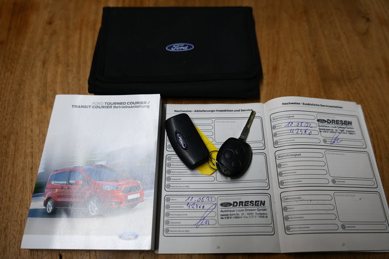 Vehicle Image 19