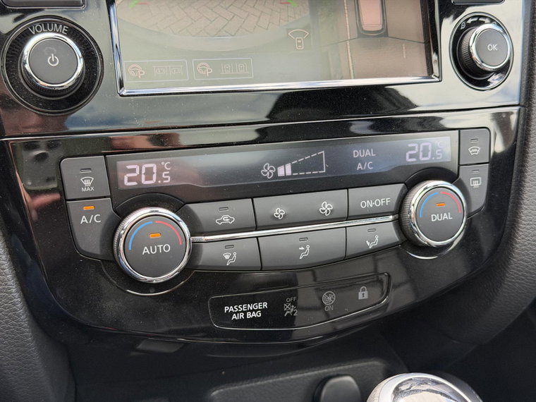 Vehicle Image 34