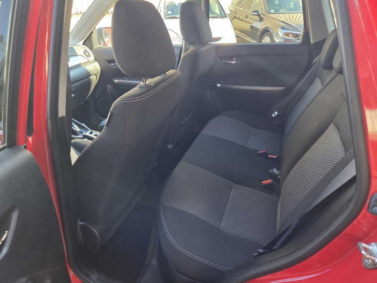 Vehicle Image 9