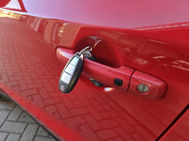 Vehicle Image 11