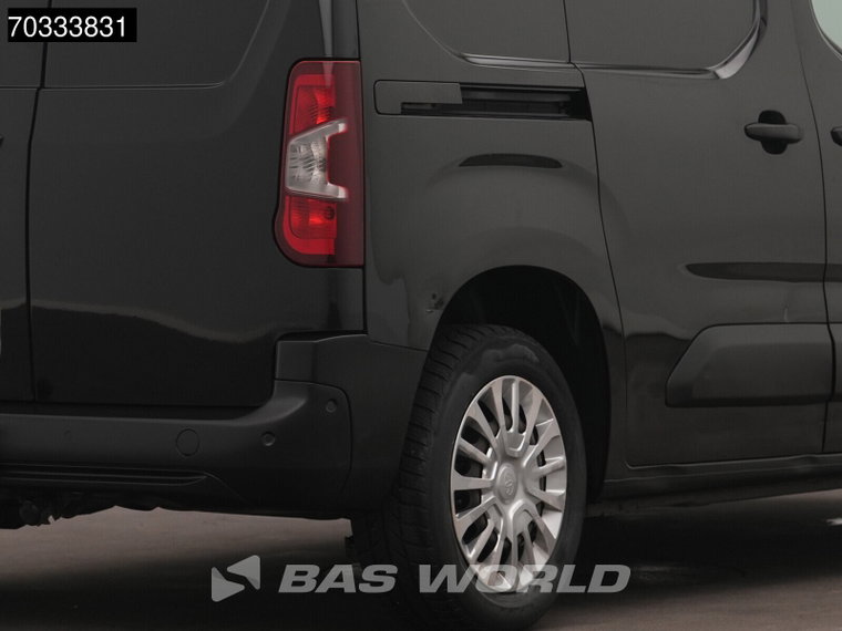 Vehicle Image 31