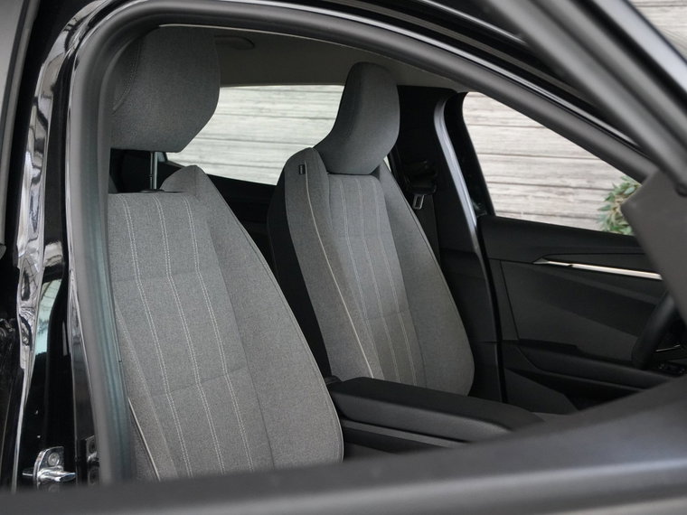Vehicle Image 40