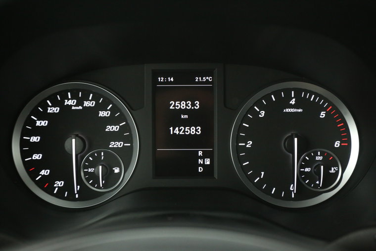 Vehicle Image 13