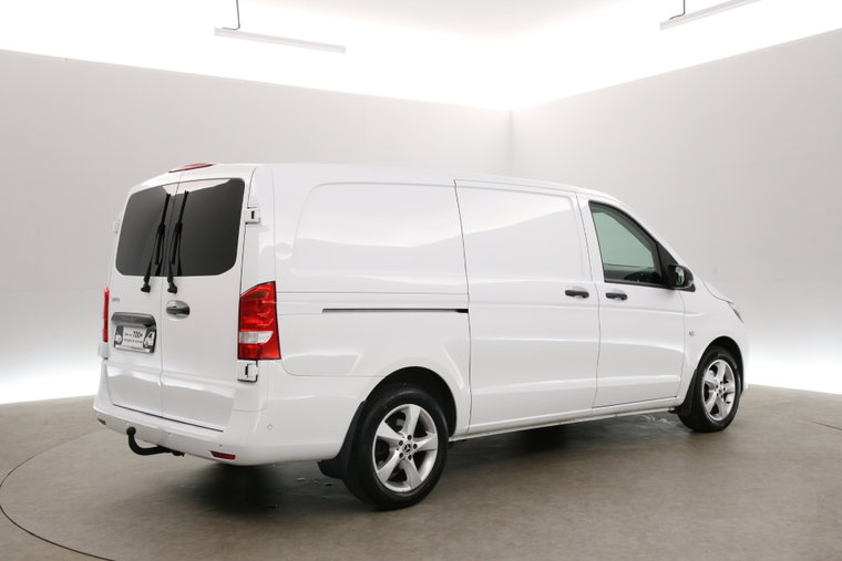 Vehicle Image 28